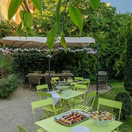 L'hotel Particulier - Paris Guest house *